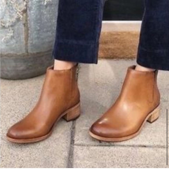 Kork-Ease leather pull on boots